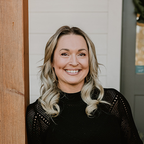 Photo of Lindsay Martinez, owner of Wonderland Realty